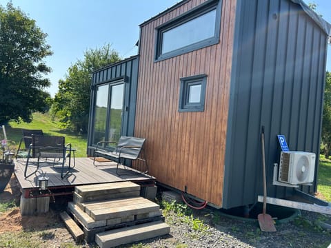 Property building, Garden