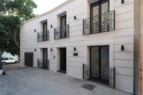 Property building, Day, Neighbourhood, Street view