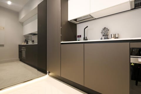 Kitchen or kitchenette, oven, stove