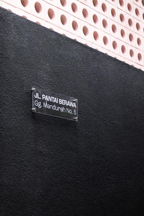 Atera Loft Canggu Apartment hotel in North Kuta