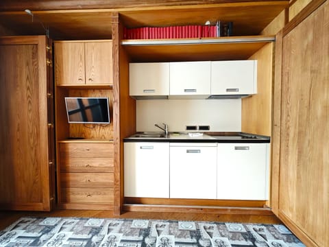 Hostdomus - 007 Studio Apartment in Sestriere