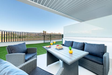 Patio, View (from property/room), Balcony/Terrace