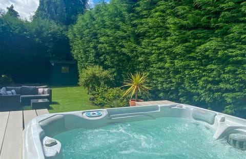 Apartment with Log Burner & Hot Tub Apartment in Newcastle upon Tyne