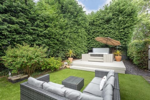 Apartment with Log Burner & Hot Tub Apartment in Newcastle upon Tyne