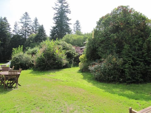 Farmyard at Kerespars, 3 Houses, Sleeps 30 with pool House in Finistere