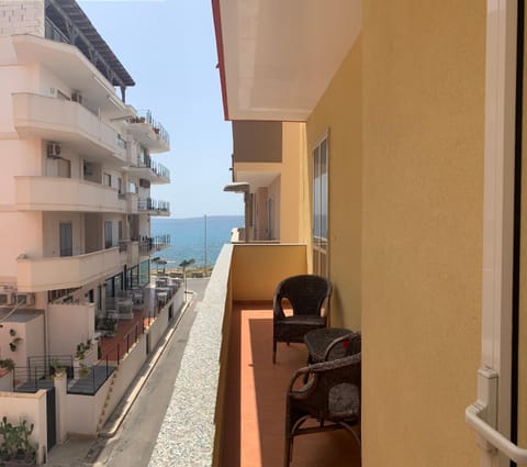 View (from property/room), Balcony/Terrace