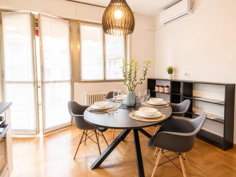 Dining area, air conditioner