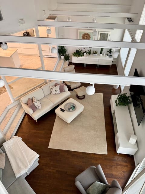 TV and multimedia, View (from property/room), Living room, Seating area