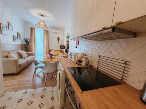 Kitchen or kitchenette, Living room, Dining area