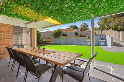 Garden, Seating area
