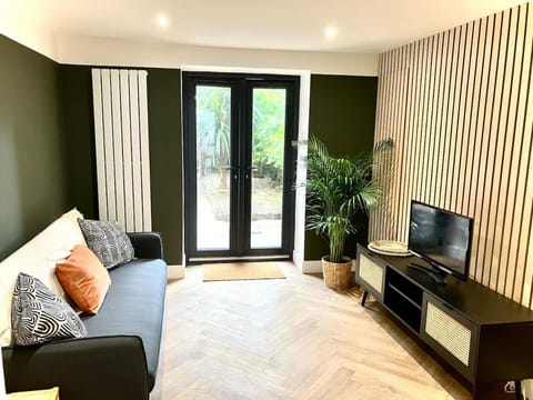 City Centre Garden Apartment Apartment in Exeter