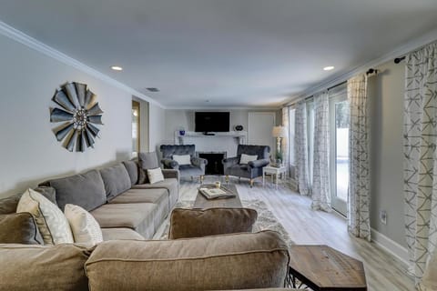 Sandy Feet Retreat 8 Egret House in North Forest Beach