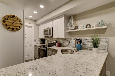 Coligny Villa 1 House in North Forest Beach