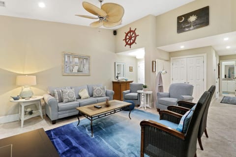 Bluff Villas 1692 House in Hilton Head Island