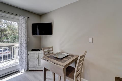 The Breakers 107 House in Coligny Beach