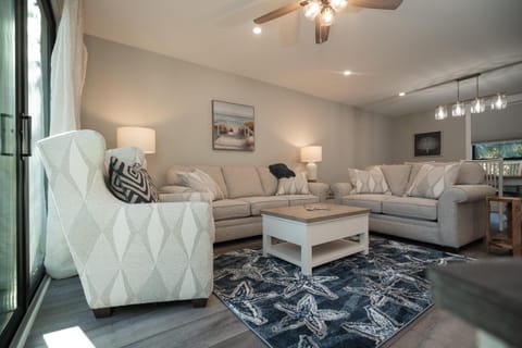 Seascape Villa 3227 House in South Forest Beach