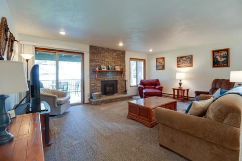 Fourth Sister Getaway Apartment in Sisters