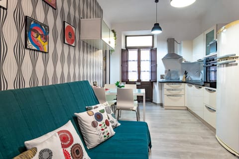 Kitchen or kitchenette, Living room, Dining area