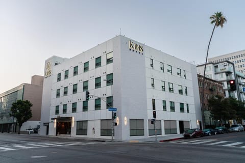 Property building, Street view, Location