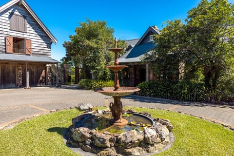 Puriri Valley Estate, Church Bay - Be My Guest Waiheke House in Auckland Region