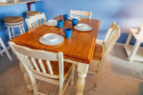 Paradise Off The Boardwalk In Downtown OC Apartment in Ocean City