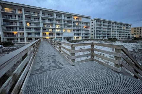 Gulf Dunes Unit 115 Okaloosa Island Apartment in Okaloosa Island