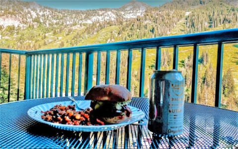 View (from property/room), Balcony/Terrace