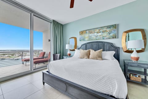 Bed, Balcony/Terrace, Seating area, Bedroom