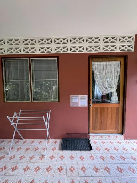 Well Living Guesthouse Khaolak Apartment in Khuekkhak