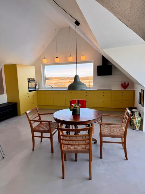 Kitchen or kitchenette, Living room, Dining area