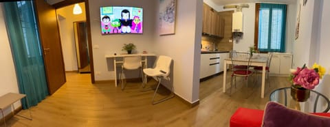 Kitchen or kitchenette, Living room, Dining area