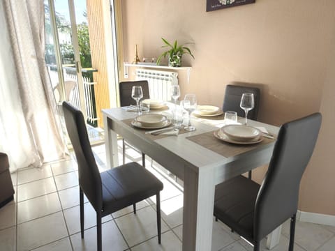 Balcony/Terrace, Living room, Dining area