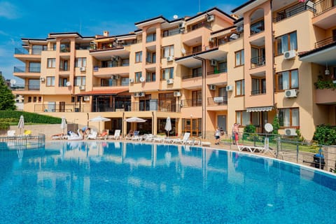Property building, Swimming pool