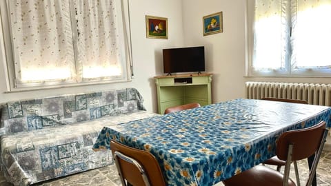 Comodo trilocale a 30 mt dal mare, Senigallia - SE073 Apartment in Senigallia