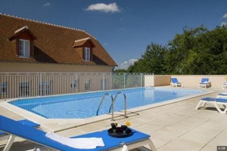 Swimming pool, Swimming pool