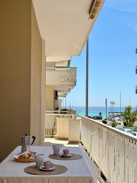 Summer, Sea view, Breakfast