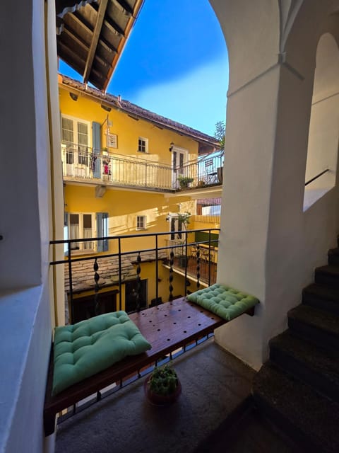 Property building, Patio, Day