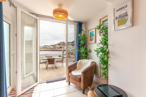 I Feel Goudes Apartment in Marseille