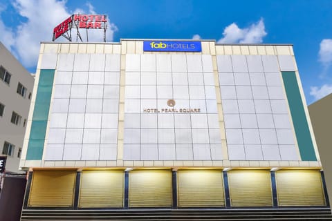 Property building, Facade/entrance