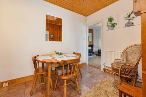 Lower Kilmacredock - Intel Leixlip House in County Dublin