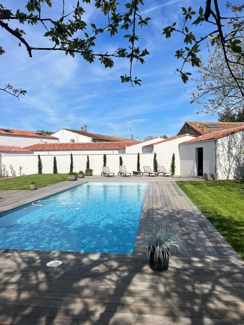 Garden, Pool view, Swimming pool