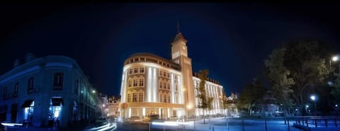 Property building, Night