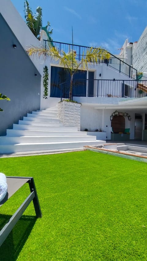 Property building, Balcony/Terrace