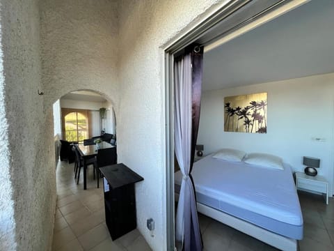 Marine de Sant'Ambroggio Apartment in Lumio