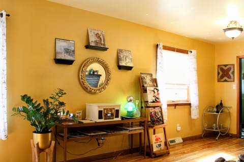 The Flower Pot House in Lexington