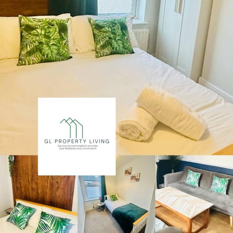 Bed, Photo of the whole room, towels