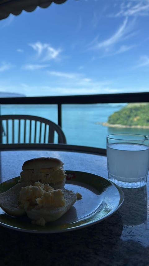 Porto Real Resort - Apto 3 Suites - Por do Sol Genial Apartment in Mangaratiba