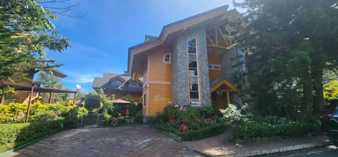 Property building, Garden, Garden view