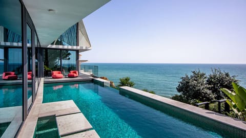 Day, View (from property/room), Balcony/Terrace, Pool view, Sea view, Swimming pool, sunbed