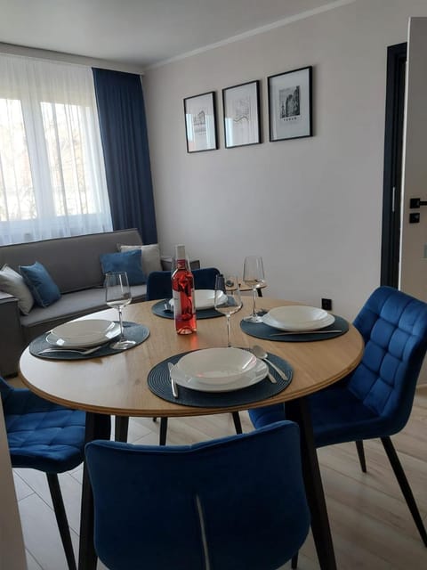 Living room, Seating area, Dining area, Bedroom